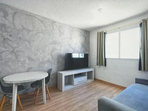 Apartamento de dois dormitórios no Centro com mobília 