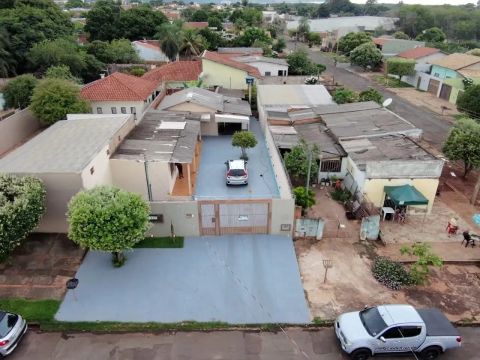 Imóvel a venda  4 quartos  Vila Piratininga - Campo Grande - MS