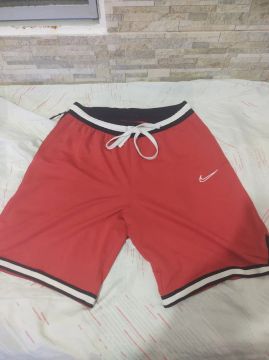 Shorts de Basquete Nike Vermelho tamanho G.