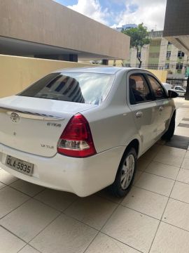 Etios sedan 2017 - única dona 