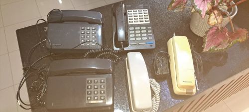 5 Telefones Fixos - Ótima Oportunidade!