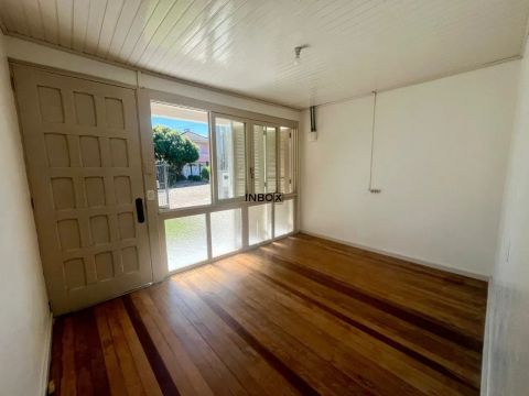 INBOX CIA IMOBILIARIA ALUGA - Casa de 03 quartos no Panazzolo