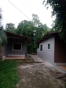 Alugo 2 casas no mesmo terreno zungu 