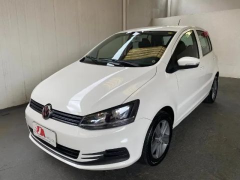 VW FOX TRENDLINE 1.6 (IPVA 25 PAGO)