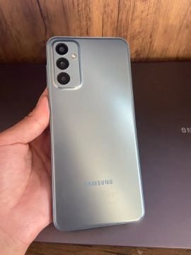 Samsung m23 128g