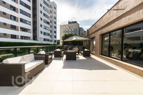 Espetacular cobertura com 200 m² de terraço.