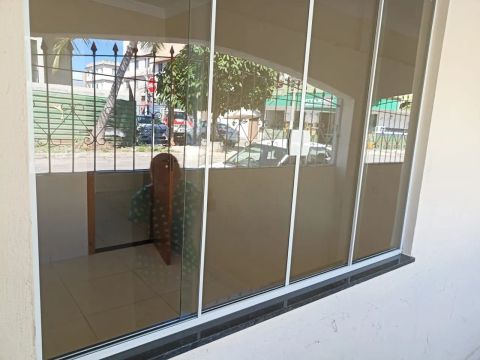 Casa3 quartos no soteco vila velha. 