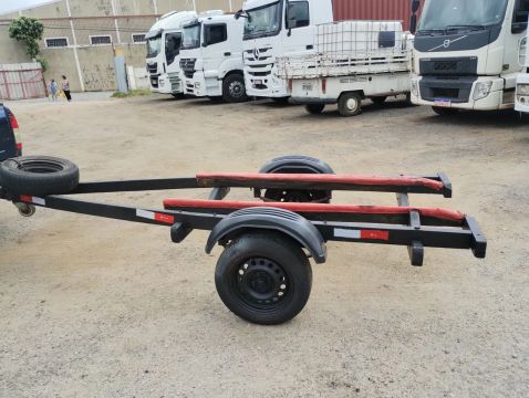 Carreta para barco - reboque