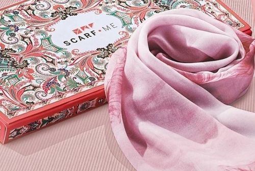 Lenço ou Echarpe Scarf Me edição de 2016 linha Esta Flor Natura 