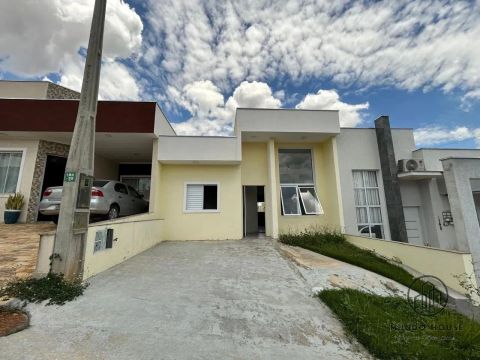 CASA TÉRREA - CONDOMINIO HORTO VILLAGIO