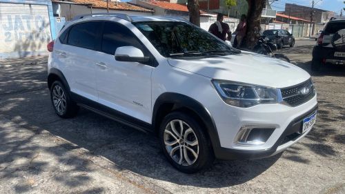 Tiggo 2 ACT- 2019. Automático, Teto Solar, Bancos em Couro. Completo.