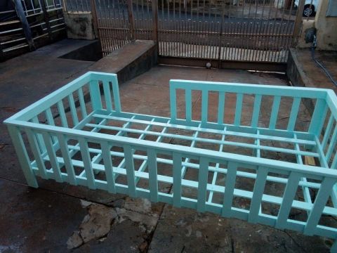 Cama Cercadinho madeira de solteiro