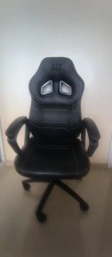 Cadeira gamer em couro legítimo 