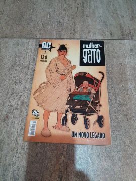 HQ DC apresenta  4 edições
