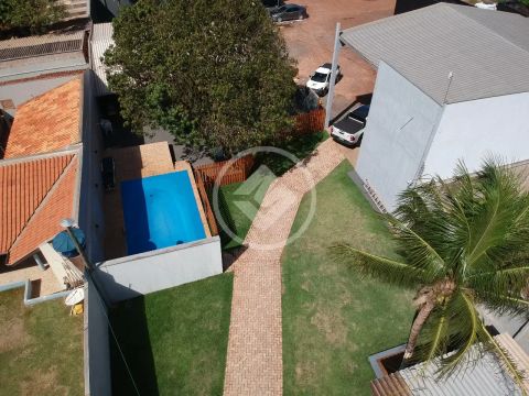 Terreno Comercial - Av. Guaicurus codigo: 103503