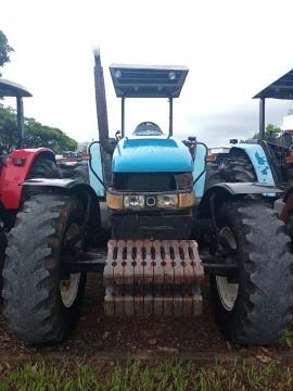 TRATOR NEW HOLLAND TM 120 ANO 2000