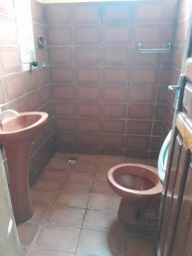 Aluga-se casa no Santa Tereza 