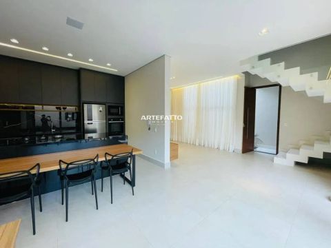 Casa à venda em Franca, Centro, com 4 quartos, 200m²
