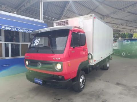 VW 10.160 - Ano: 2018 - Baú refrigerado (Somos Loja)