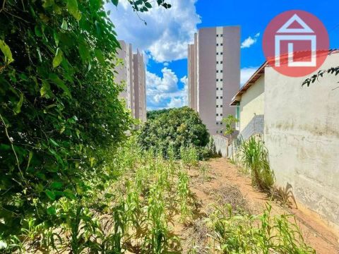 Terreno à venda, 360 m² por R$ 340.000,00 - Jardim Do Lago - Bragança Paulista/SP