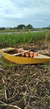 Barco para pesca e lazeres 