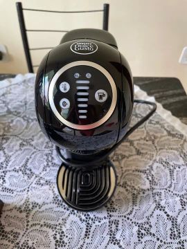 Cafeteira Dolce Gusto - Preta - Nova