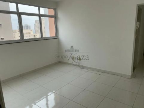 Oportunidade - Apartamento - Vila Adyana - Edifício Açaí - 1 Dormitório - 60m².