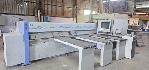 Máquina Seccionadora para corte de madeira e MDF para marcenaria.