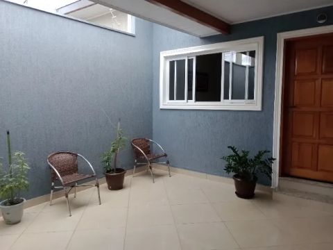 Casa 2 quartos 2 vagas em Jacareí
