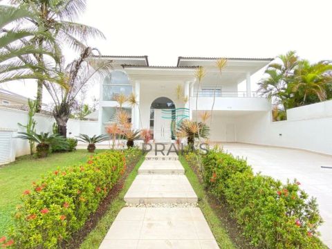 Casa com 4 dormitórios à venda, 320 m² por R$ 3.450.000,00 - Jardim Acapulco - Guarujá/SP