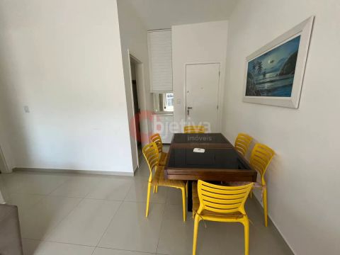 Apartamento com 1 dormitório, mobiliado, Vila Nova - Cabo Frio