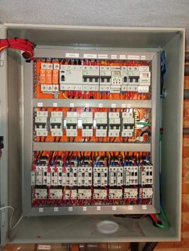 Serviços e manutenções elétricas 