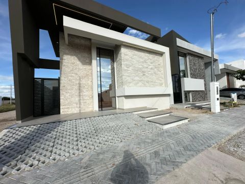 Casa Condomínio Buona Vita  Fase 2