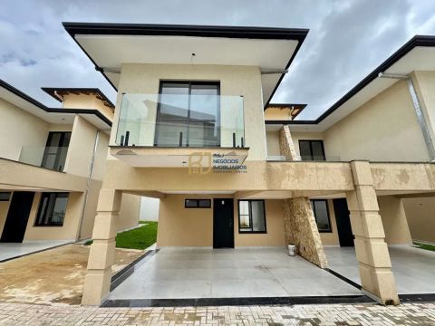 Casa em Condomínio à Venda - 4 Quartos sendo 1 Suíte - 2 Vagas - Bairro São Luiz