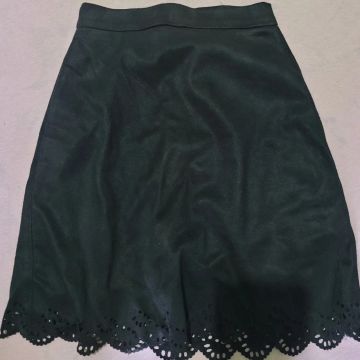 Short saia suede 