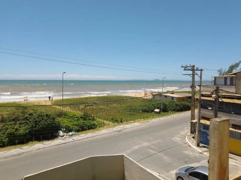 Casa com vista para o mar de unamar