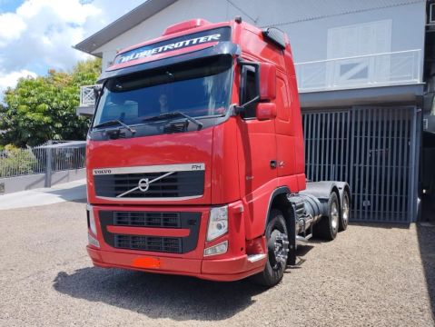 VOLVO FH 460   SO CAVALO  COM DIVIDA 