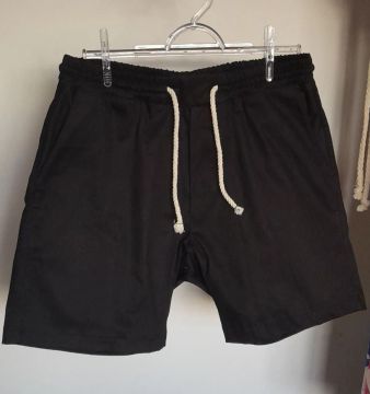 Bermudas de tecido brim (sarja) Tamanho P,M,G