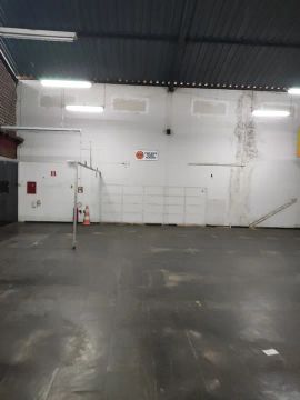 Galpão 450 metros 