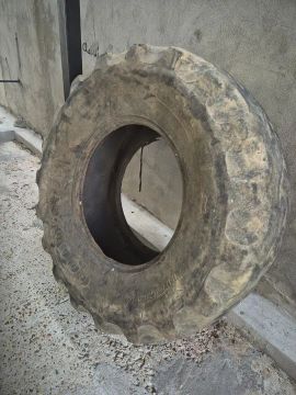 Pneu de trator