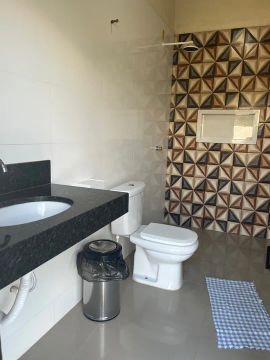 Sítio com Piscina e Churrasqueira