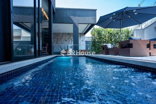 Jardim Jockey Club | Casa 4 quartos, sendo 1 suite