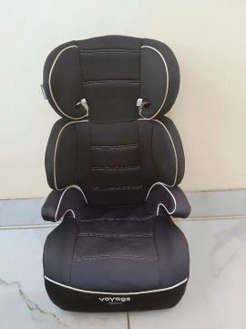 Cadeirinha de carro Voyage 2 em 1
