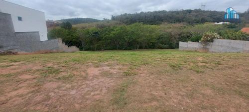 Lindo Terreno condomínio Santa Isabel Louveira