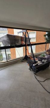 Vendo máquina para içamentos (Guincho elétrico) completa.