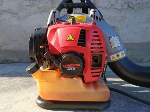 Soprador de folhas Kawasaki KWB 52