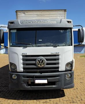 VW 24280 2014 6x2 unico dono