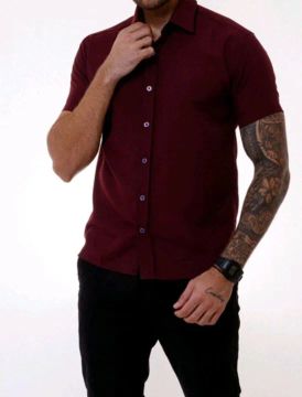 Camisa Social Manga Curta Vinho