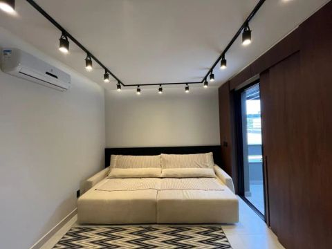 Casa em Condominio com 3 dormitórios para venda e locação no bairro Residencial Lago Sul