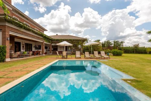 Casa no Condomínio Fazenda Dona Carolina - Venda - 4 suítes + 1 suíte de serviço - 3.000 d